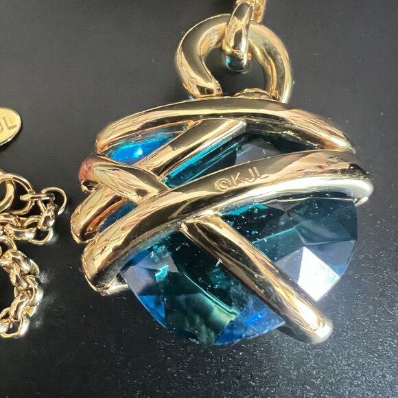 Kenneth Jay Lane KJL Signed Blue Crystal Pendant Necklace Gold-Tone Rhinestones - Picture 5 of 16
